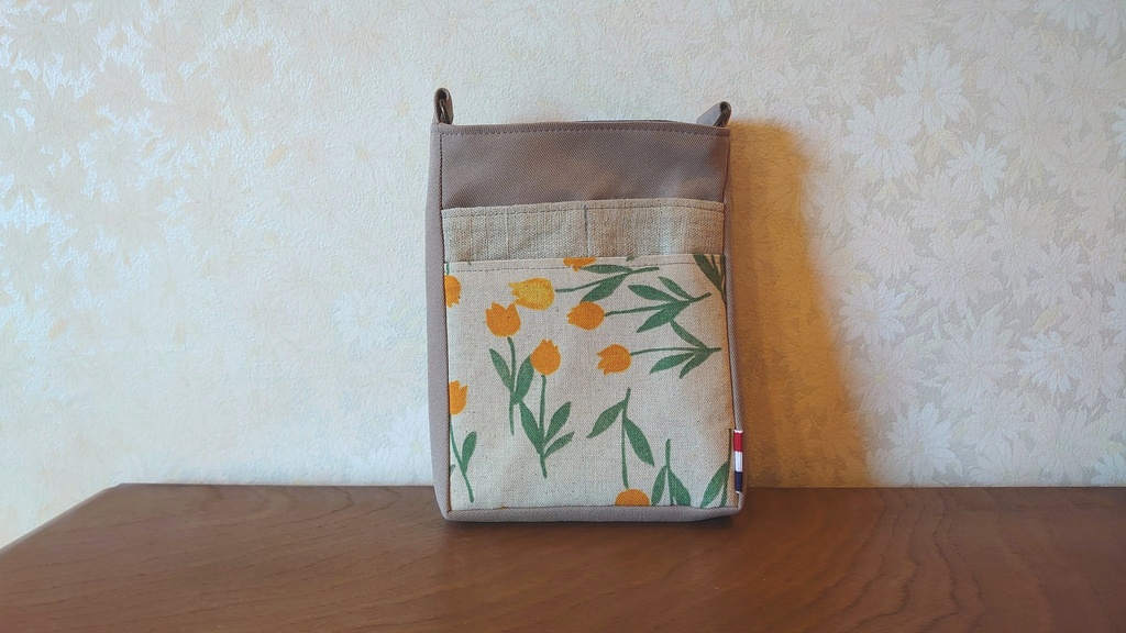 ミュ軍服風ミニバッグインバッグ