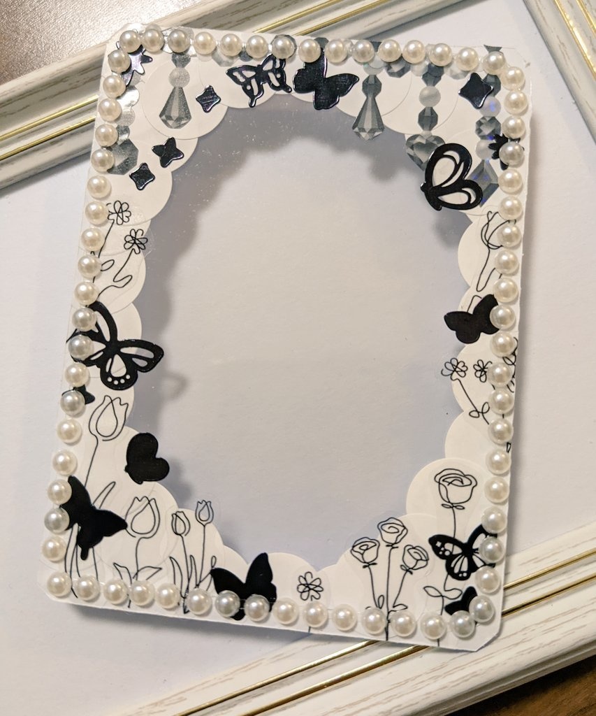 トレカケース　デコレーション【ホワイト・蝶】