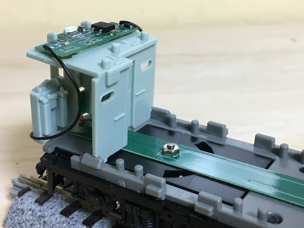 1/80 115系ライト基板セット スイッチ機能付き 先頭車用2両分入