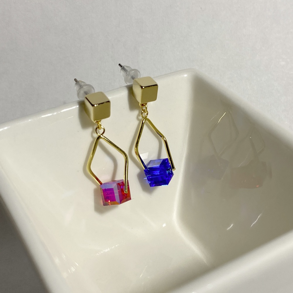TENET/完璧な円環｜ピアス