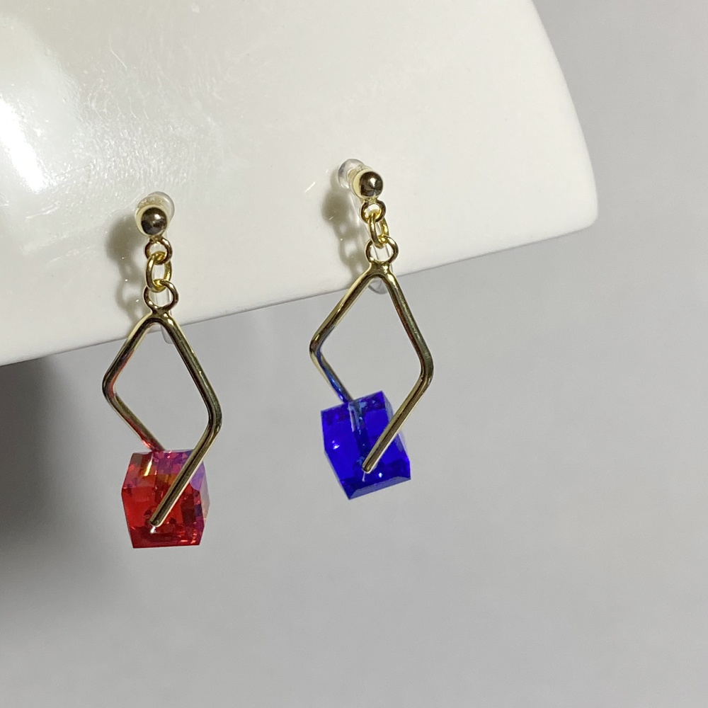 TENET/完璧な円環|ノンホールピアス