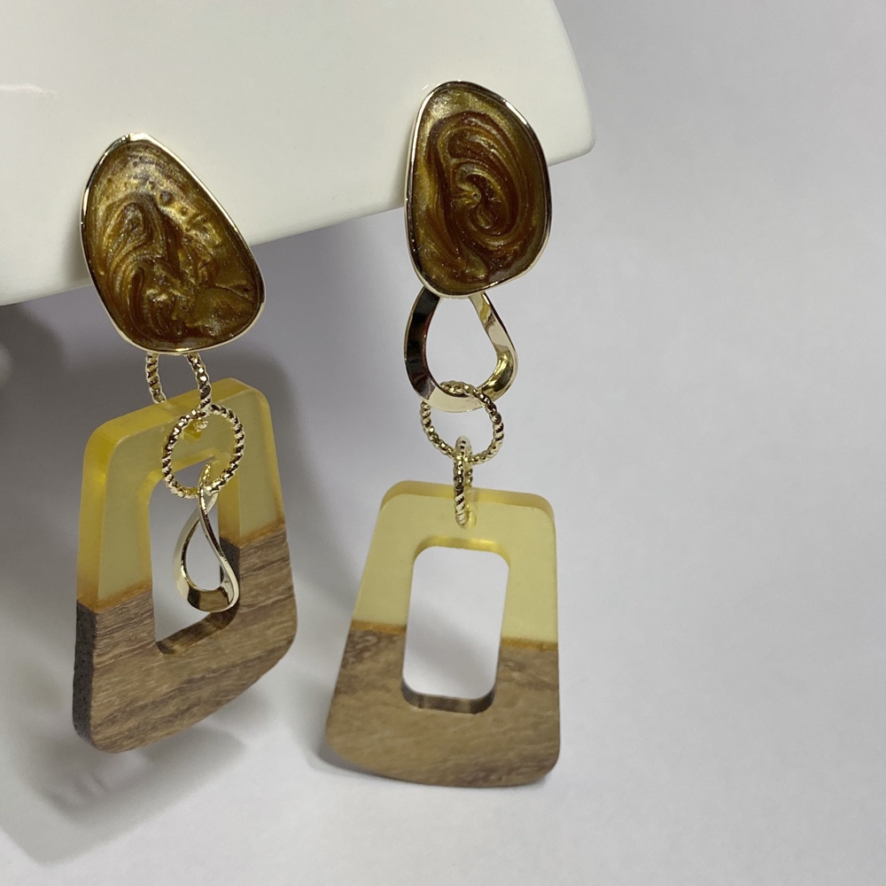 【ワンハリ】クリフ・ブース|イヤリング