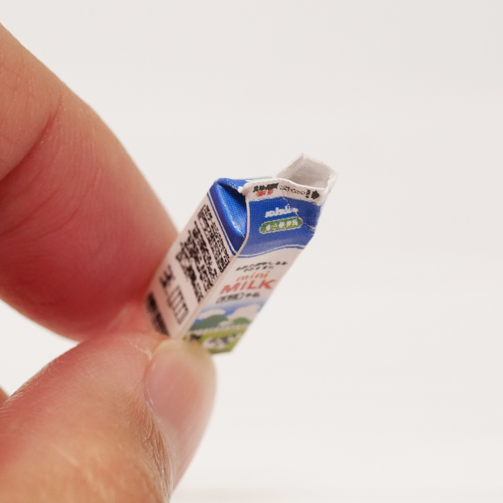 パック牛乳1リットル*ミニチュア