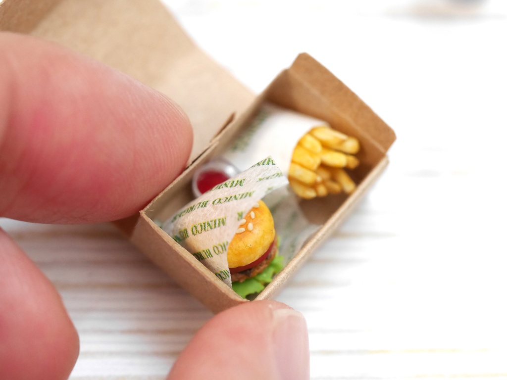 ミニチュア テイクアウトハンバーガーセット【1/12スケール】