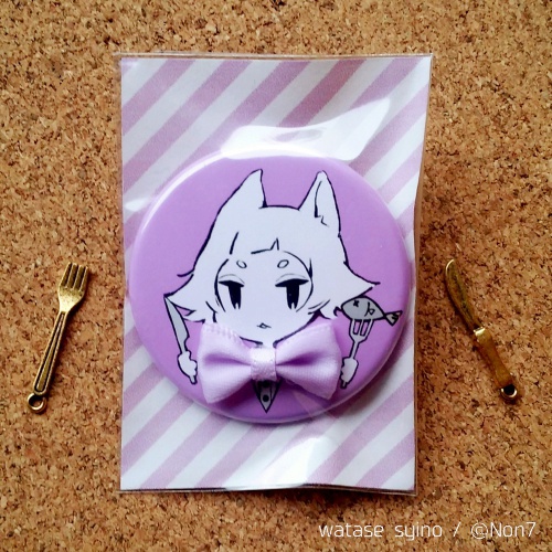 蝶ネクタイ缶バッジ