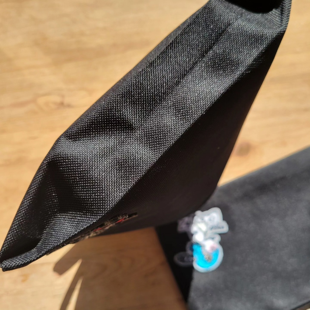 フェスサコッシュ _ #ClowZ