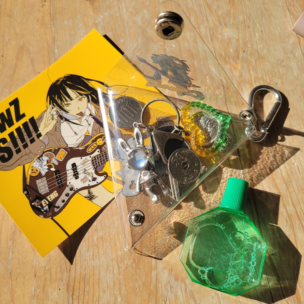 PVCポーチ(サンカク)_ #ClowZ