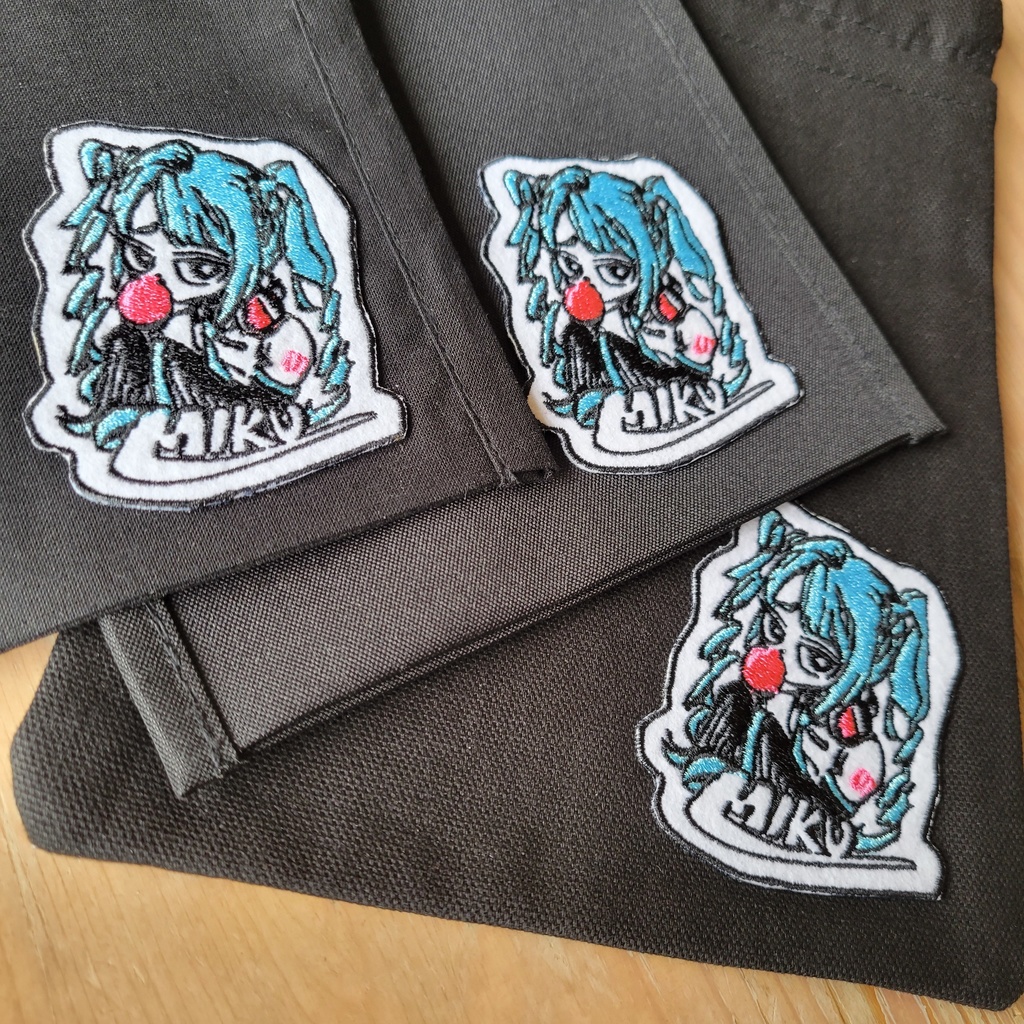 刺繍ワッペン ミニサコッシュ(MIKU)