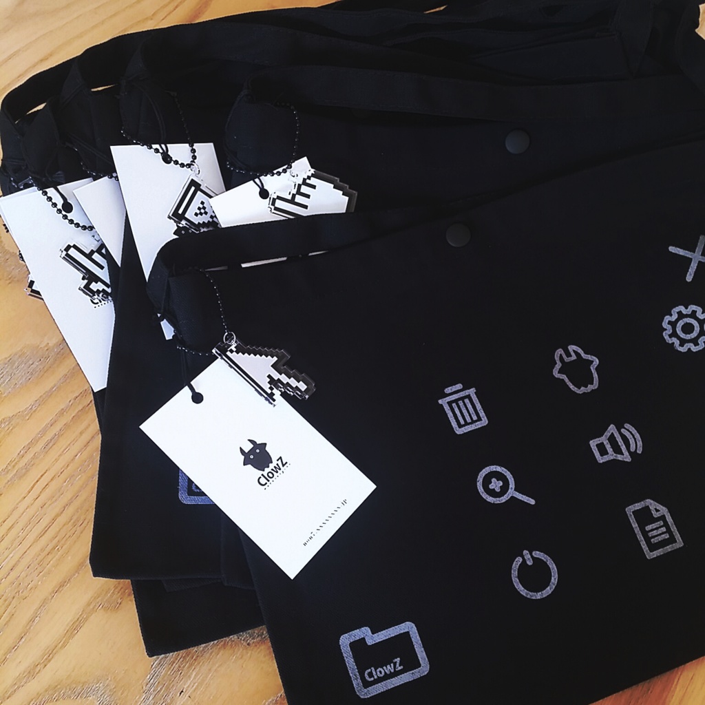 【12/31再々入荷】ClowZサコッシュバッグ