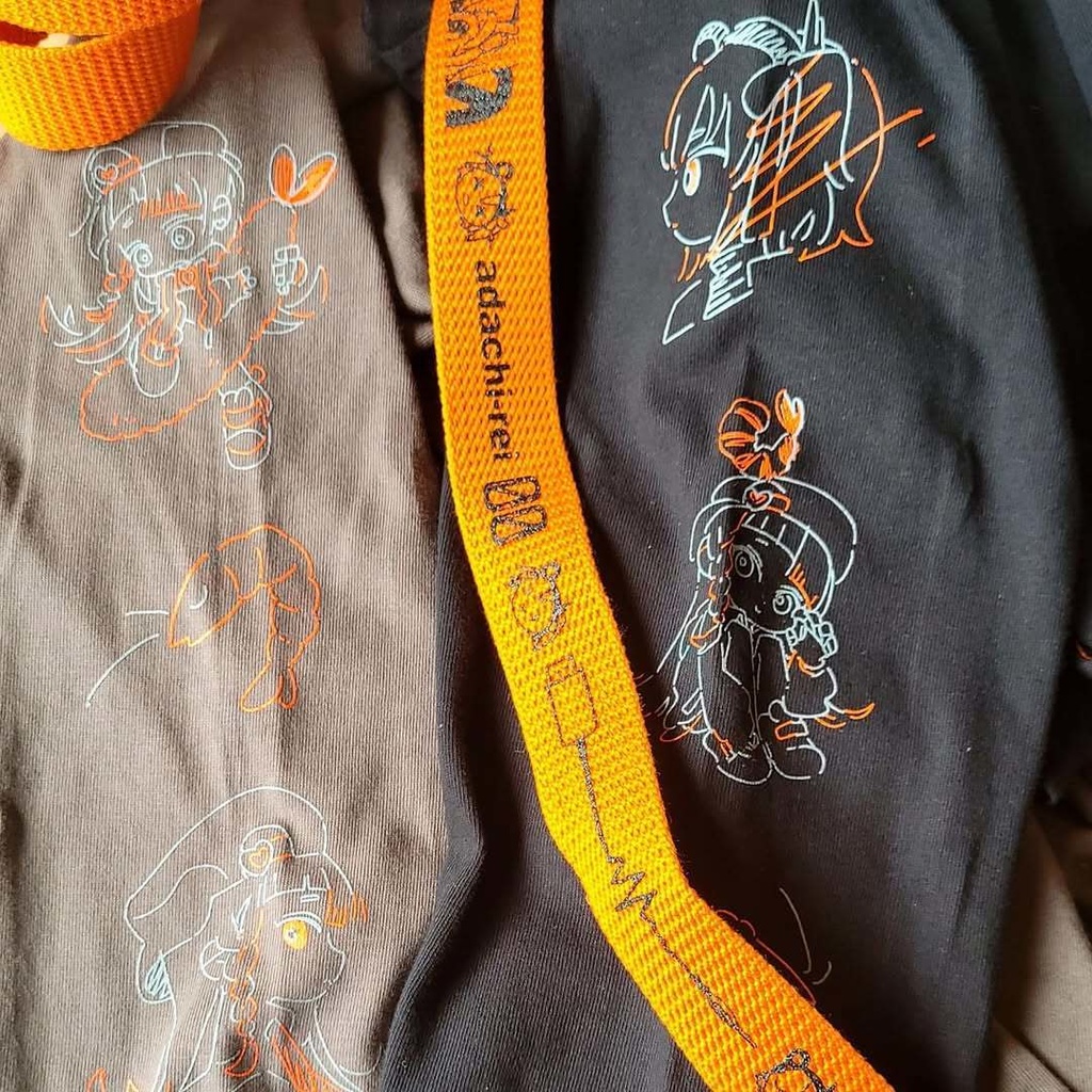 あだちせえび🦐ロンT