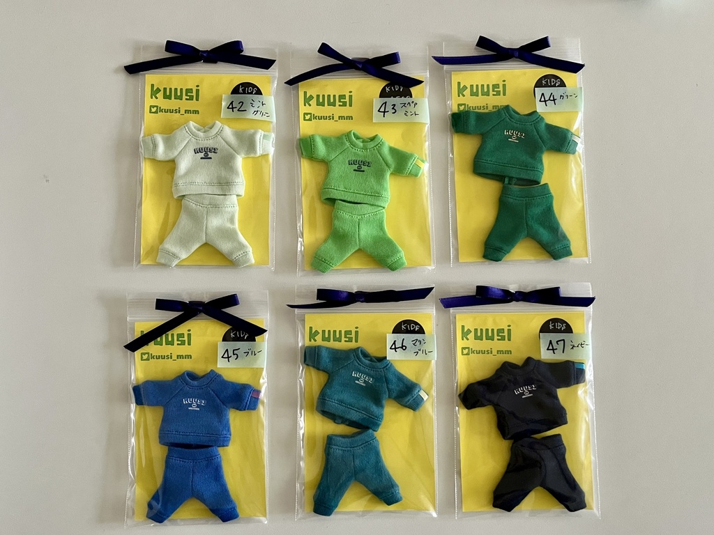 スウェット上下 ねんどーるキッズサイズ プリントあり