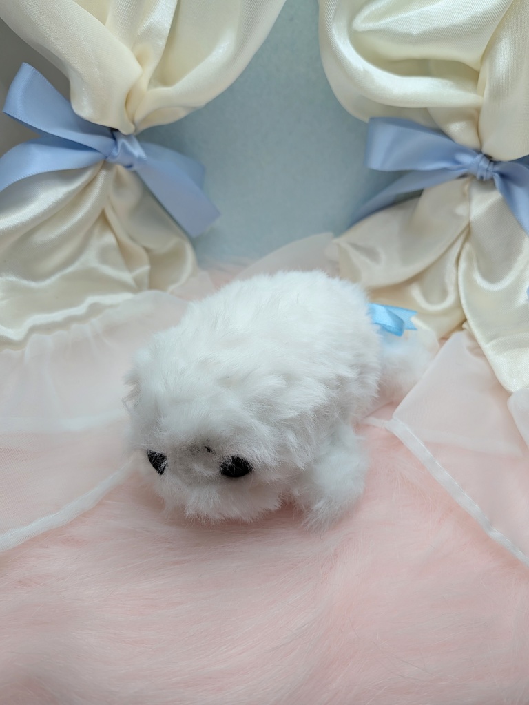 赤ちゃんあざらしのあみぐるみ