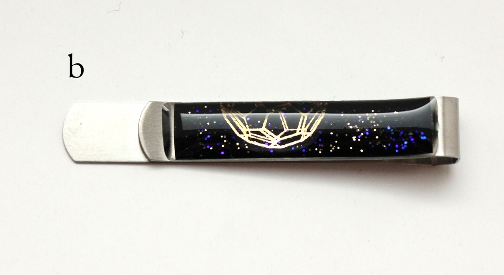 141. バックミンスターフラーレンC60構造式ペーパークリップ (小)