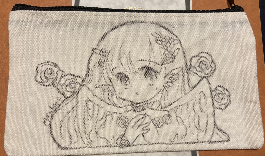 手描きポーチ
