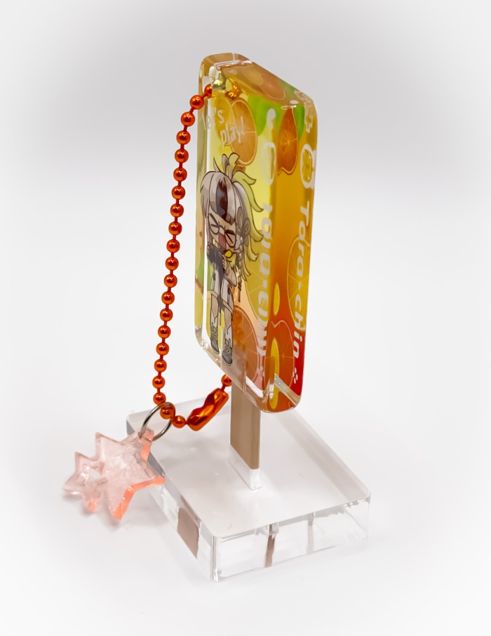 【トラちんのす】5万人到達記念棒アイス型アクキー【スタンド付き】