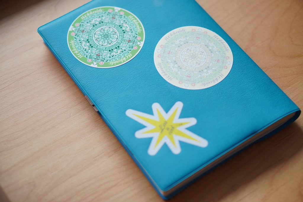 淡色 | 北海道曼荼羅ステッカー