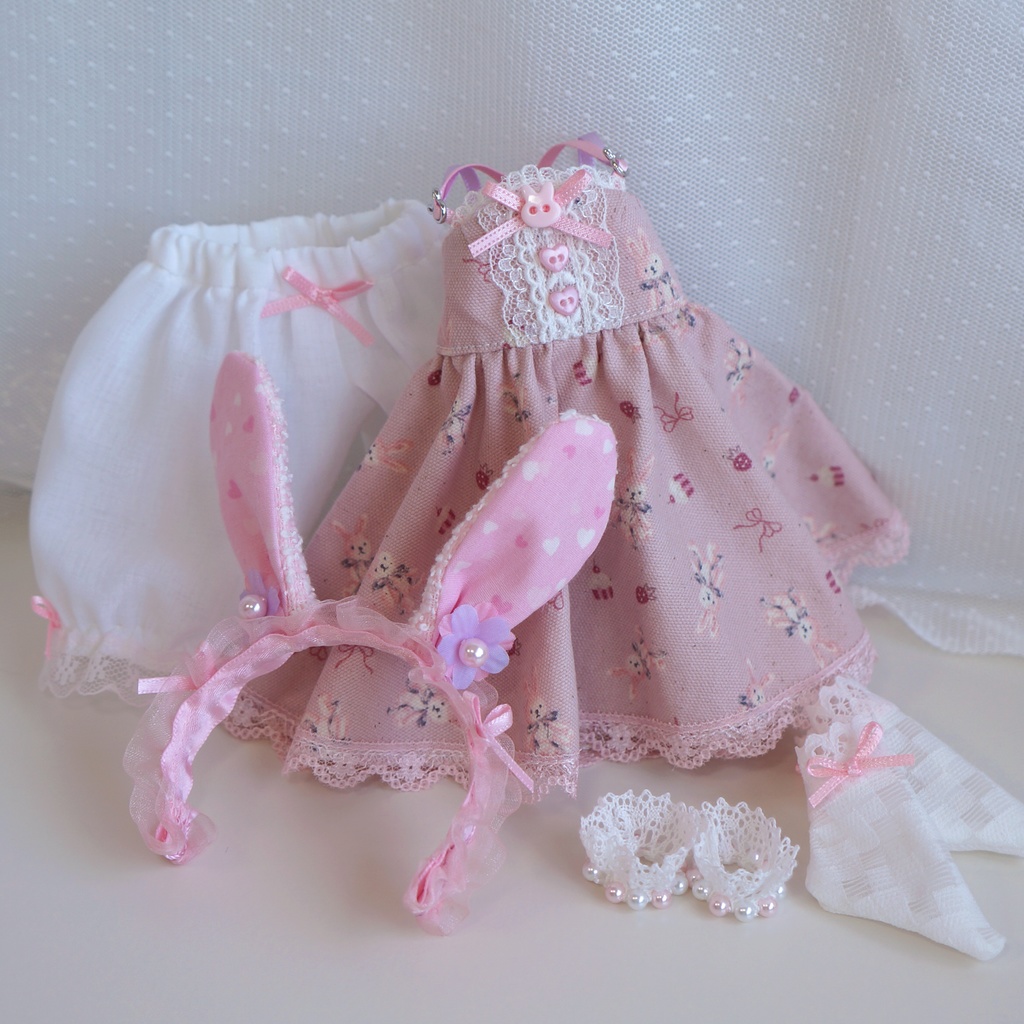 うさちゃんワンピセット(いちご)【babykumako2.0サイズ】