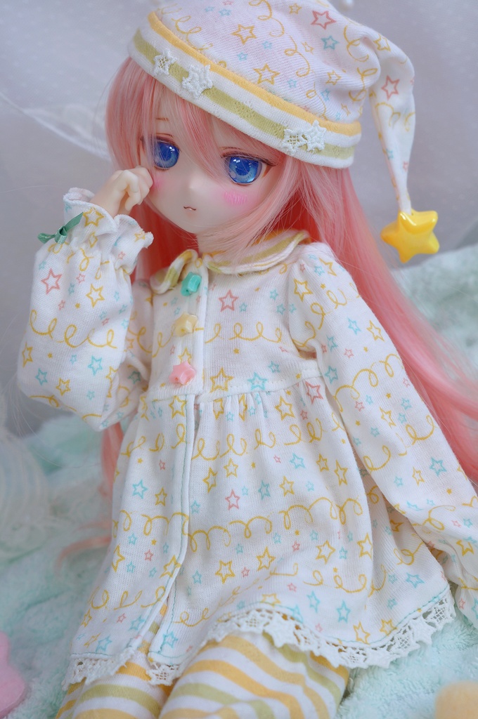 光るお星さまパジャマ【イエロー】(MDDサイズ)