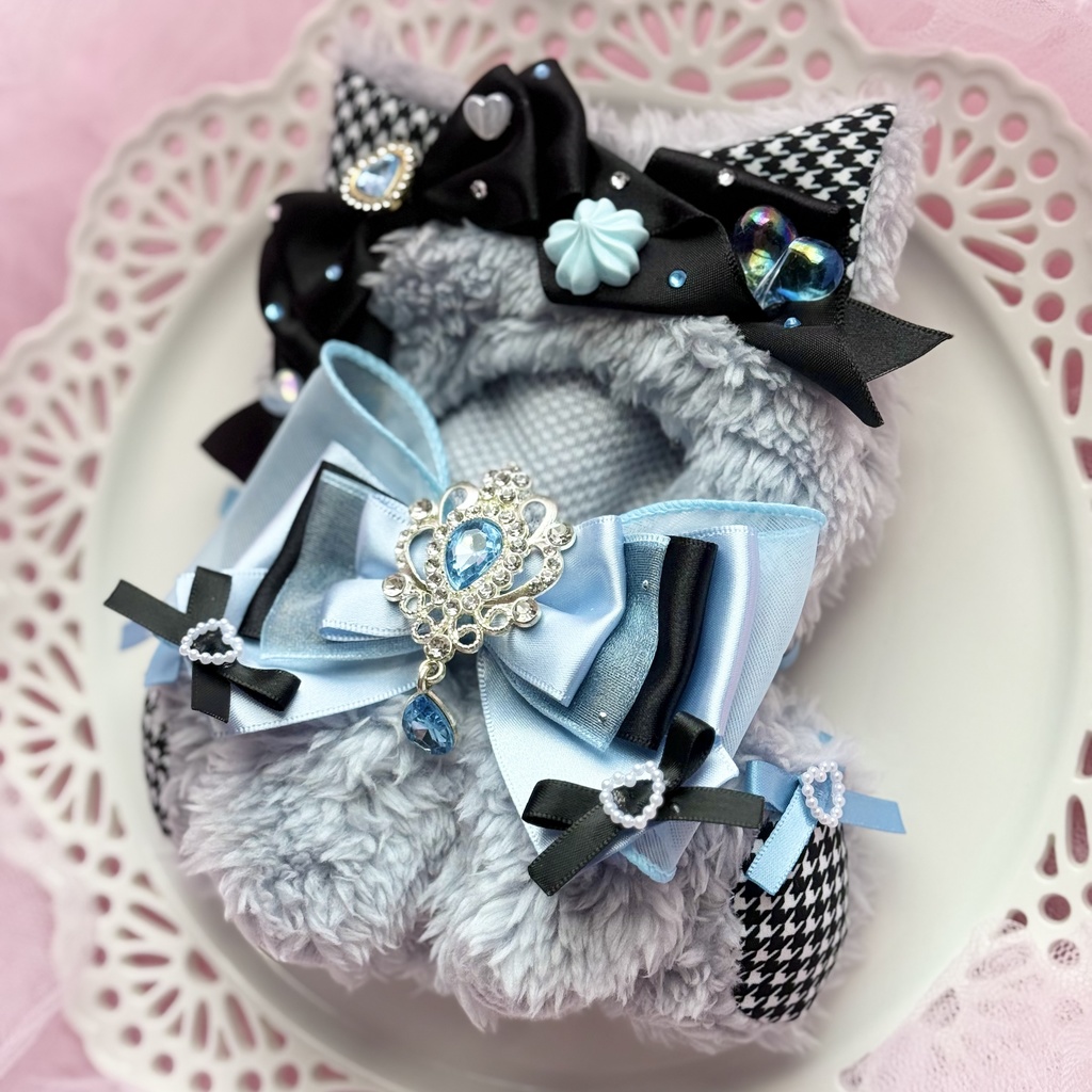 13cm ๐ grey ร blue cat