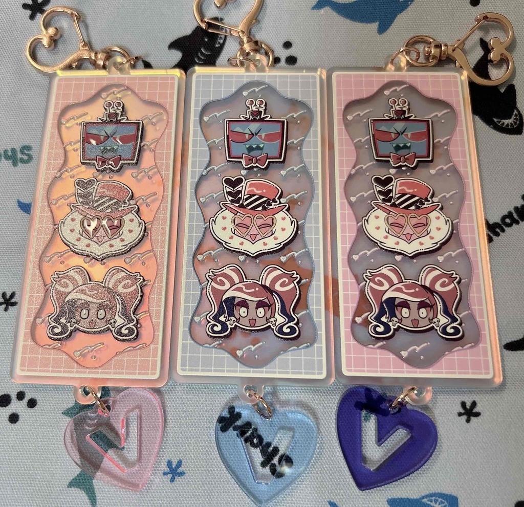 Veesアクリルキーホルダー【紫】