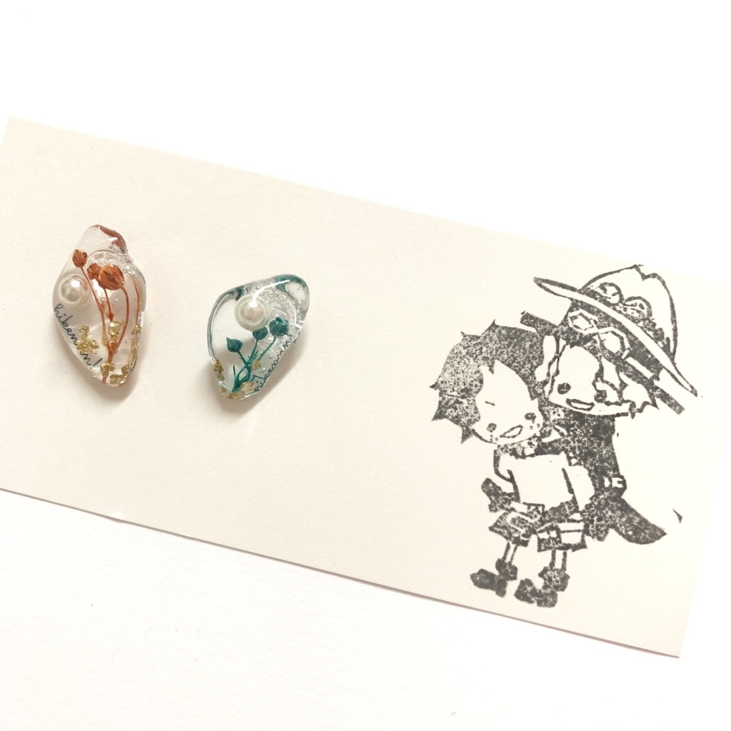 えさぼ火拳かすみ草ピアス