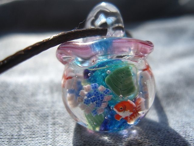 【手作りとんぼ玉】紫陽花と金魚鉢のネックレス 【ガラス工芸】