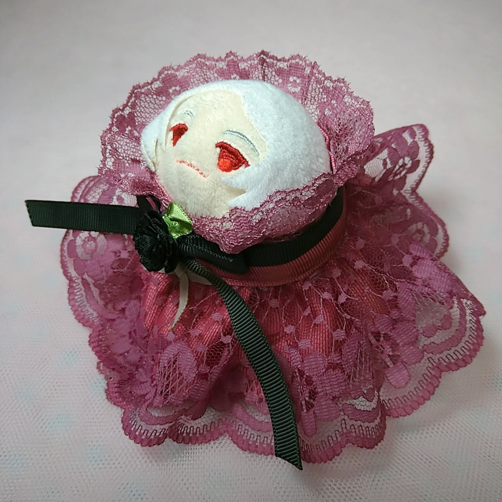 もちマス　アンティークドールドレス