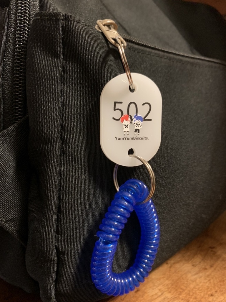 豪烈ロッカーキー風アクキー(赤/青2色)