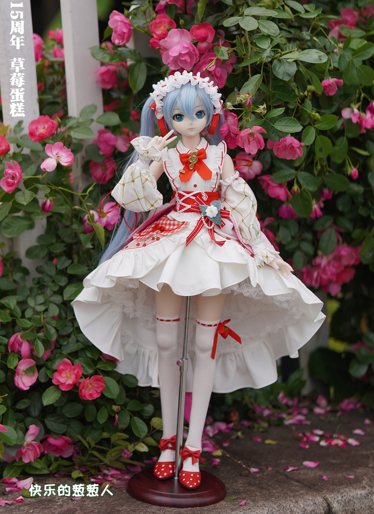 售罄【初音ミク】15周年ストロベリードレスDDドレス DD・DDS 55/60cmドール衣装