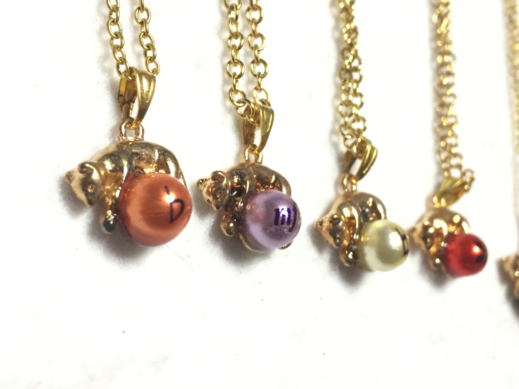 イメージカラー猫ネックレス