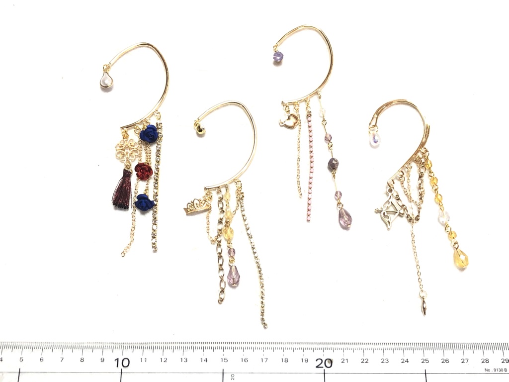 ツイステ イヤーフック/ポムフィオーレ