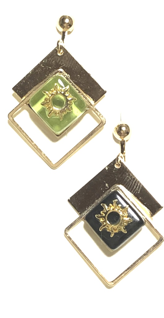 鬼滅 ガラスタイルイヤリング/柱以外