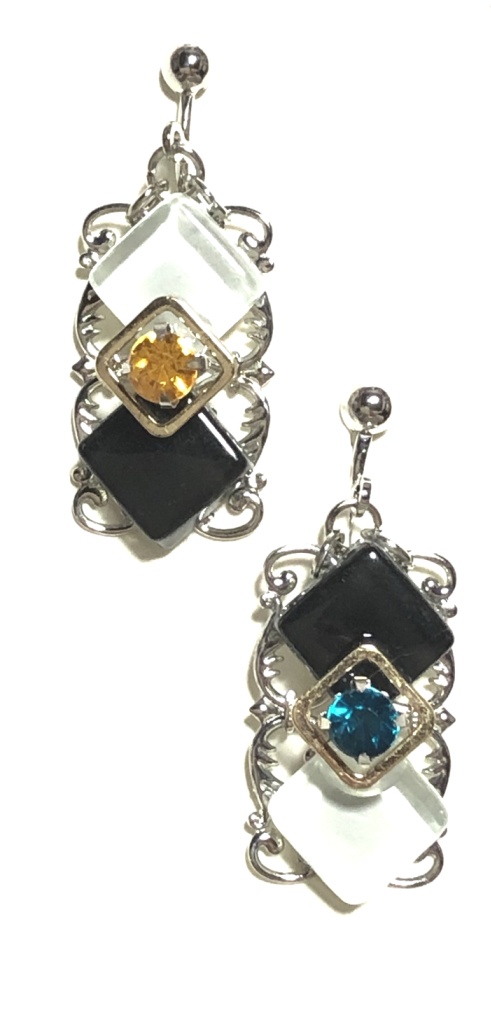 鬼滅 ガラスタイルイヤリング/柱