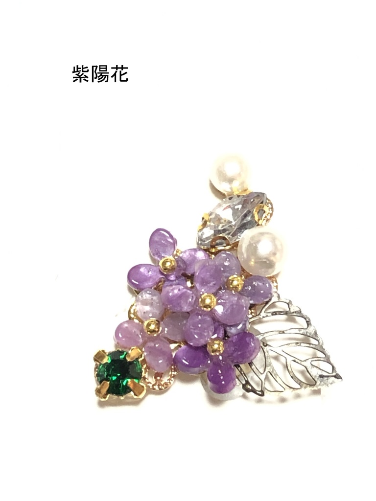 オリジナル 花のクリップ式イヤリング