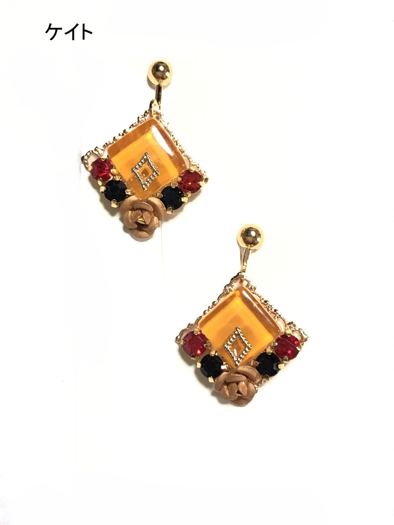 ガラスタイルイヤリング(ハーツラビュル)