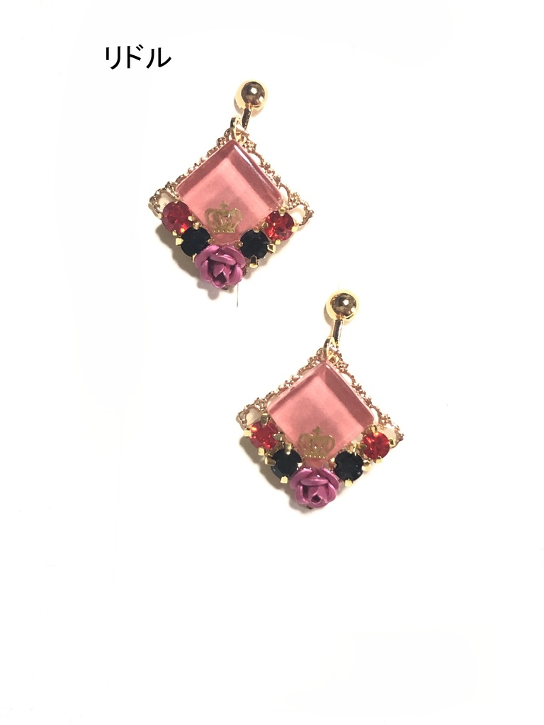 ガラスタイルイヤリング(ハーツラビュル)