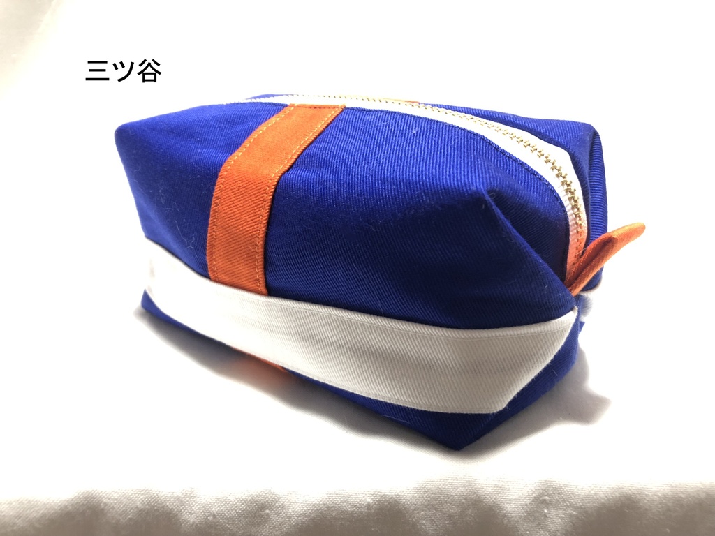 東リベ キャラメルポーチ