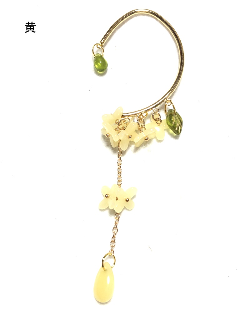 4弁の花のイヤーフック(2024.3)