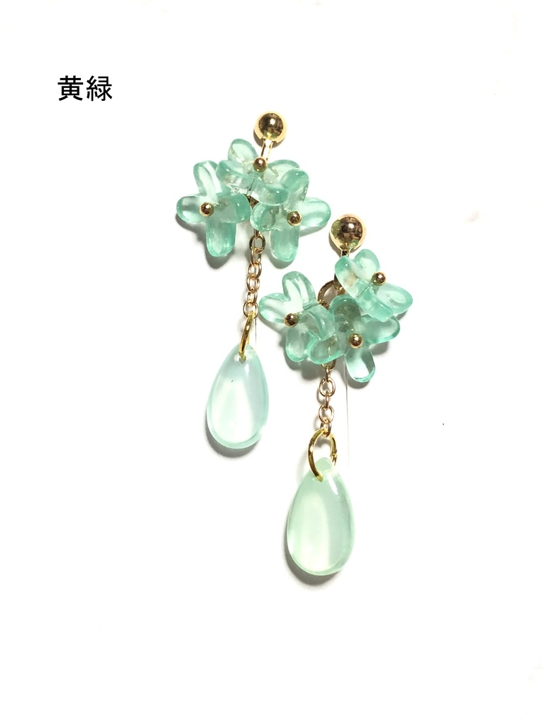 4弁の花 イヤリング(2024.3)