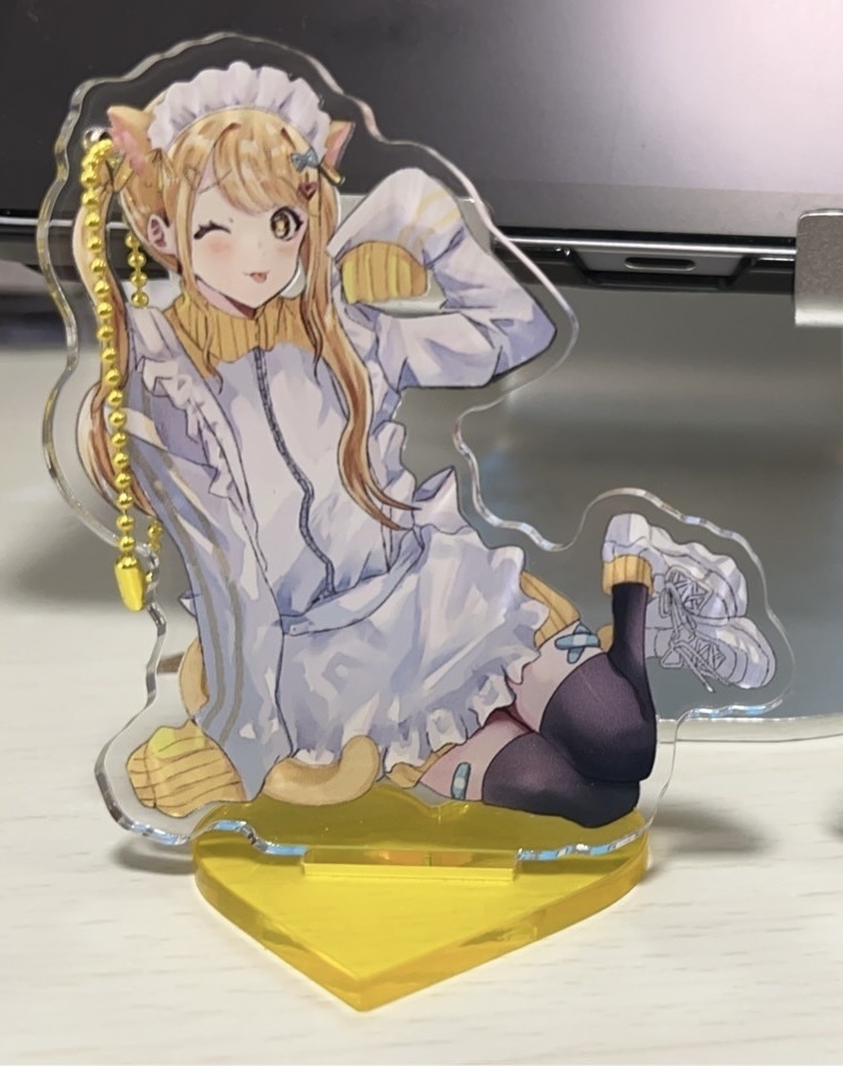 藤田ことねツインテジャージメイドアクリルスタンド