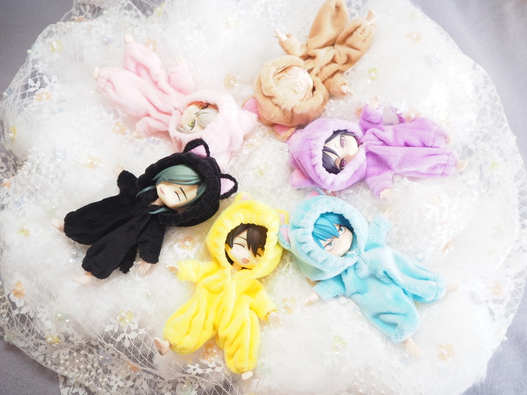 ふわねこパジャマ　オビツ11　レギュラーカラー