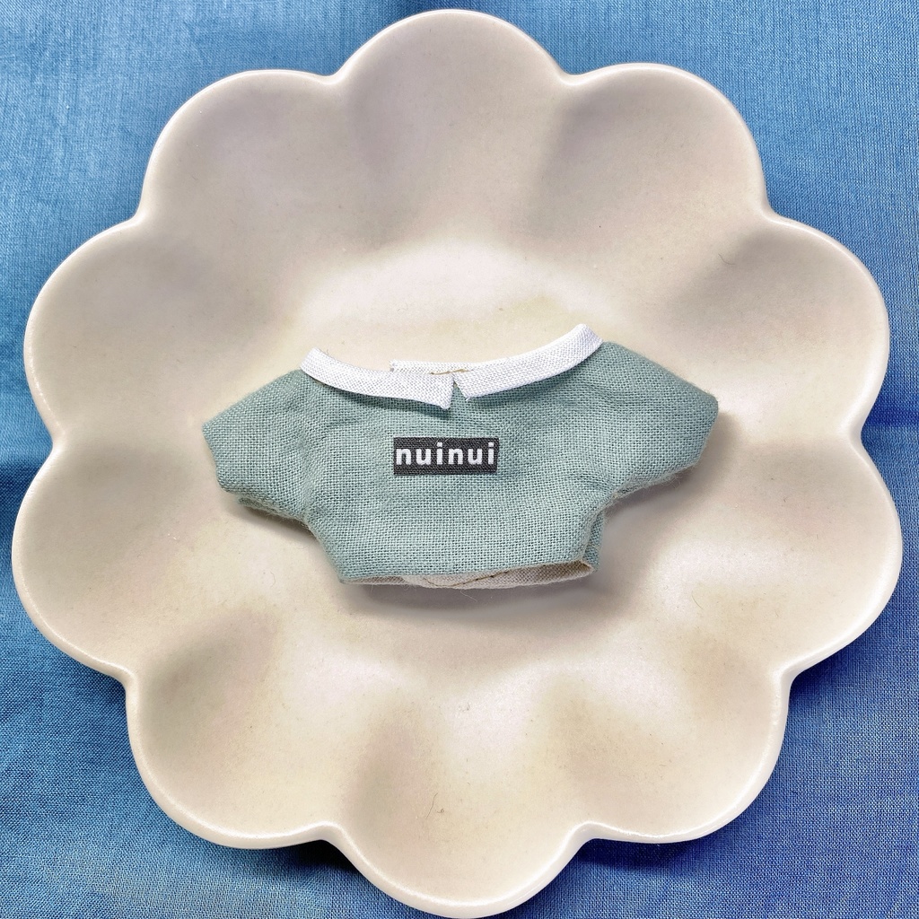 初夏カラーなロゴTシャツ