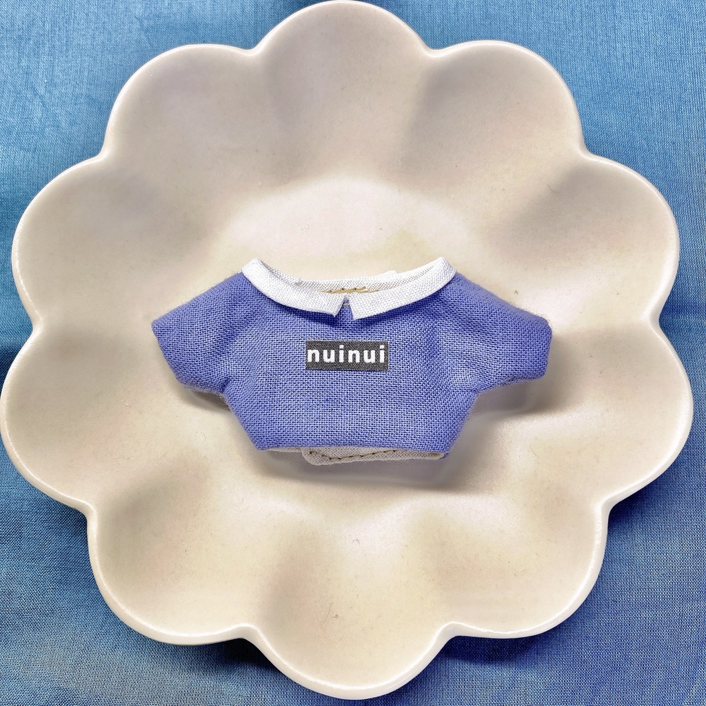 初夏カラーなロゴTシャツ