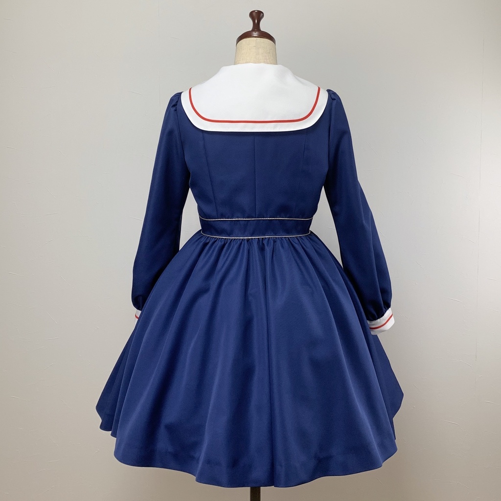 セーラーワンピース