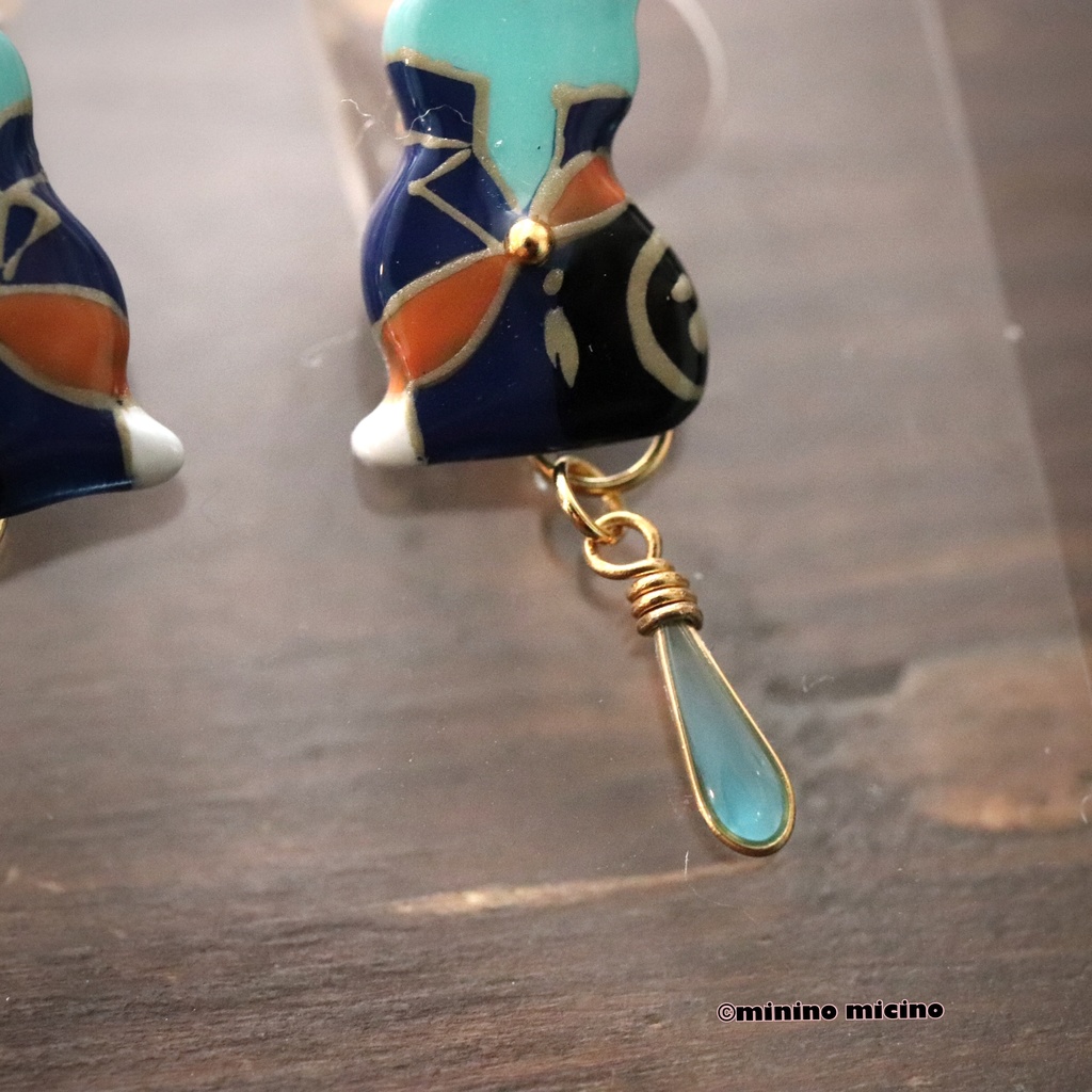 和風マイクロアートキャット イヤリング&ピアス❀一振