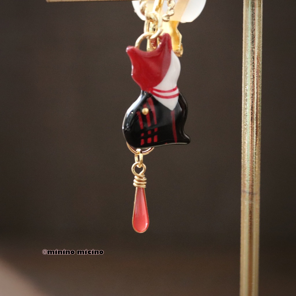 和風マイクロアートキャットイヤリング&ピアス❀包