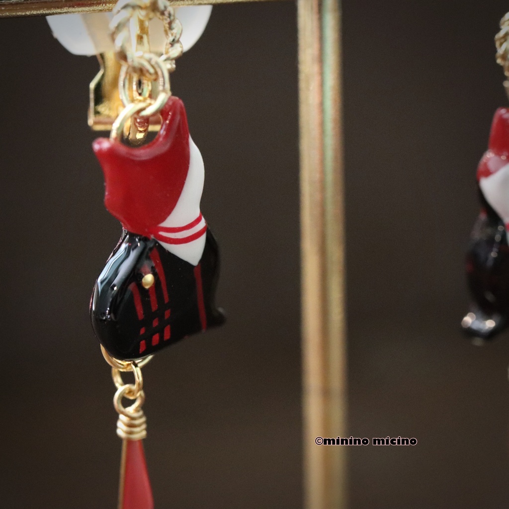 和風マイクロアートキャットイヤリング&ピアス❀包