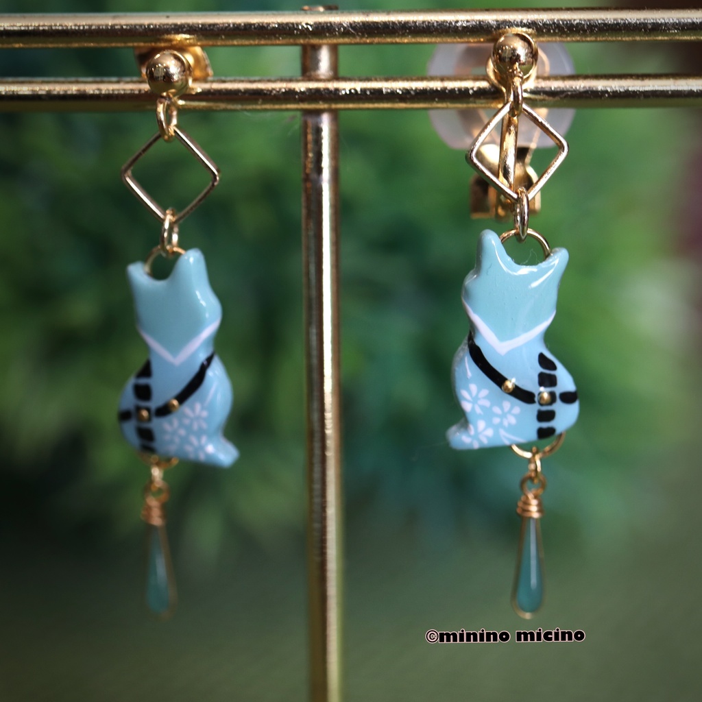 和風マイクロアートキャット イヤリング&ピアス❀千代金