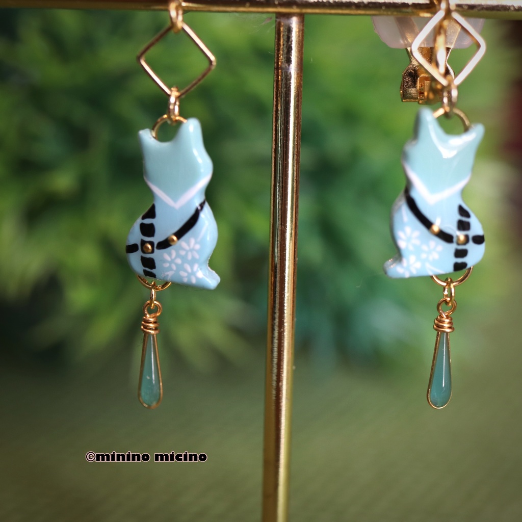 和風マイクロアートキャット イヤリング&ピアス❀千代金