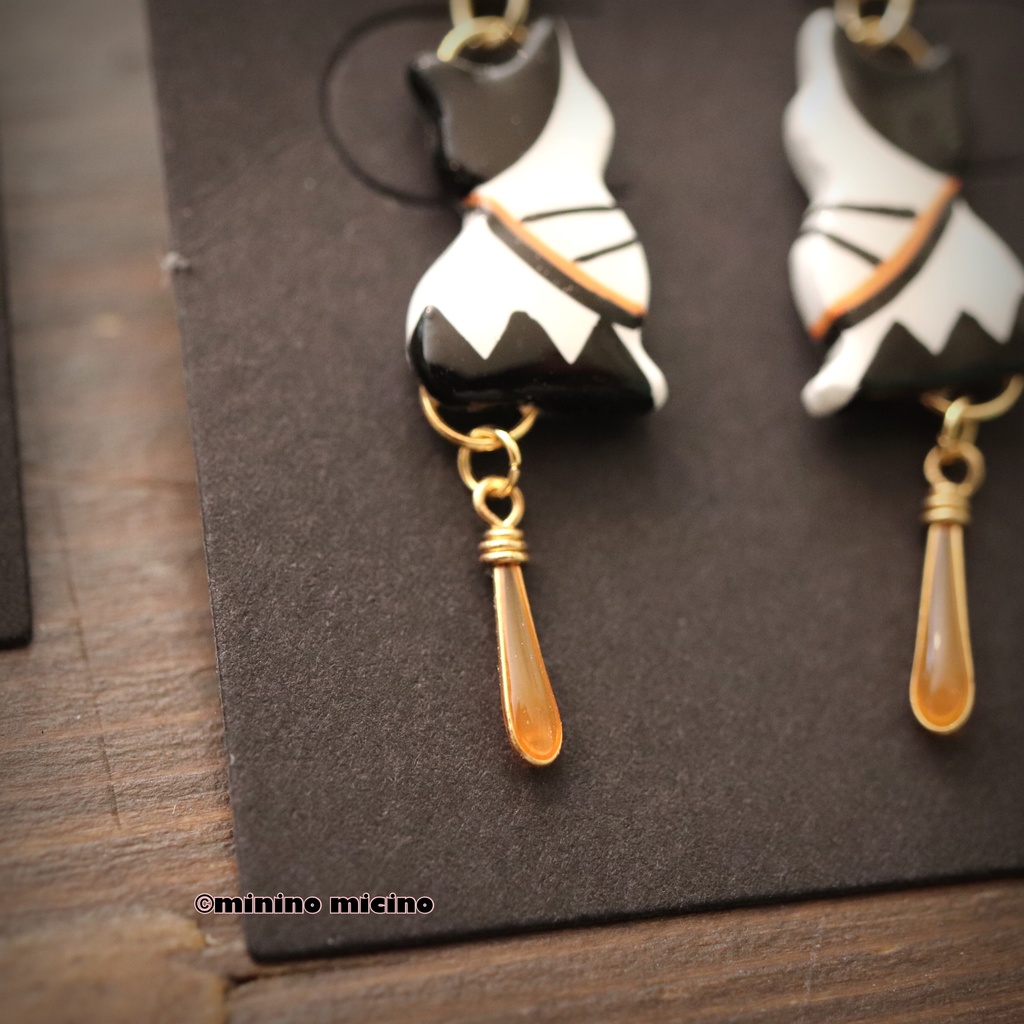 和風マイクロアートキャット イヤリング&ピアス❀曽根